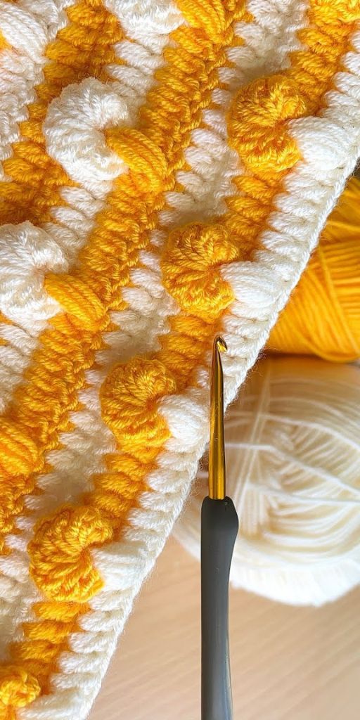 Super Easy Awesome Crochet Blanket