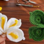 Free Pattern: Crochet Calla Lily - Create stunning crochet calla lilies with this free pattern"