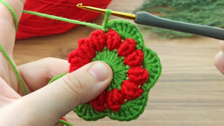 Two-Color Easy Crochet Flower Motif Pattern - Create charming two-color crochet flower motifs with ease using this simple pattern